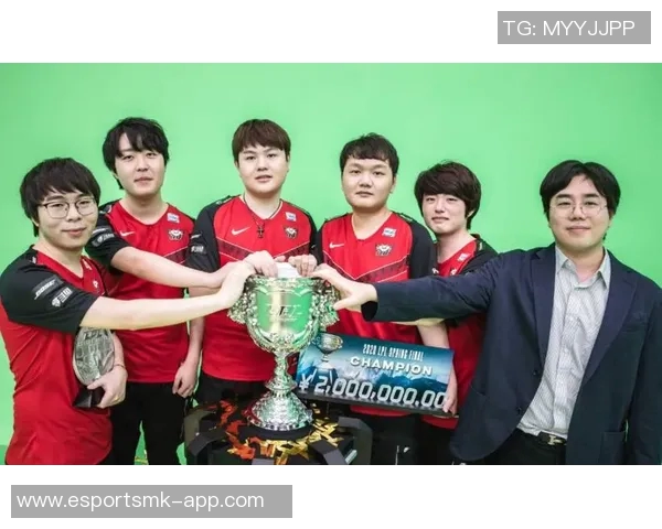 IG在冠军杯中的耐力表现分析与战术探讨